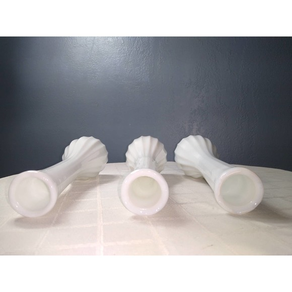 Milk glass tall bud vases (set of 3) - Picture 4 of 5